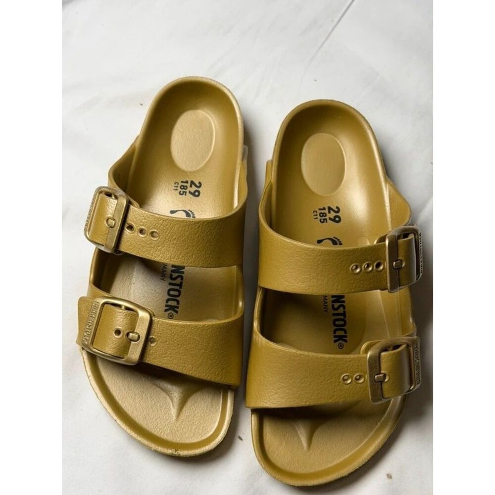Sandals gold Birkenstock size 29 EU girls